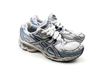 asics gel nimbus 10 or